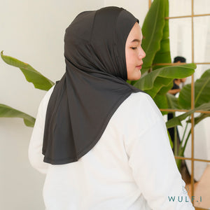Wulfi Hijab Basic Bahan Sport Technology Dingin Wide Black / Bergo Hitam Instan Bahan Lycra