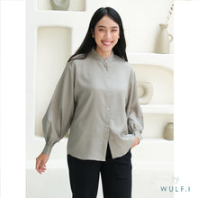 Muat gambar ke penampil Galeri, Wulfi Atasan Kemeja Casual Shirt Mint Sage / Blouse Kerja Kantor Wanita Mint Sage / Lengan Panjang

