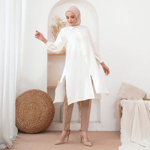 Wulfi Atasan Kemeja Tunik Middle Slit White Kasual Lengan Panjang Baju Muslim