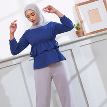 Muat gambar ke penampil Galeri, Wulfi Atasan Mina Steel Blue Blouse Pita Serut Badan Baju Muslim Friendly
