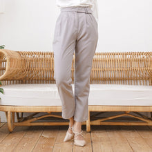 Muat gambar ke penampil Galeri, Wulfi Celana Look Smart Pants Grey
