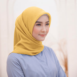 Wulfi Hijab Segiempat 110cm Cornskin Lilit Sunflower